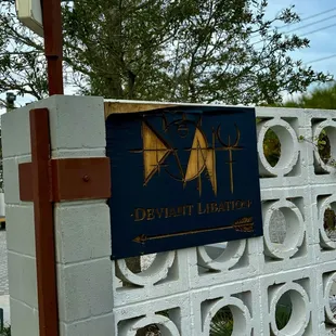 Entry sign