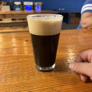 Nitro stout... need to learn how to pour ..