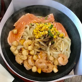 Seafood Teppan Udon