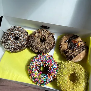 3 vegan/gluten free donuts &amp; 3 standard vegan