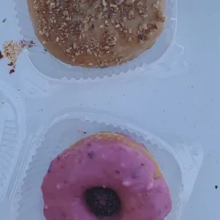 food, dough desserts, donuts