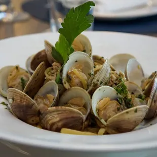 Linguine and clams
