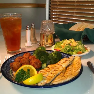 seafood, grilled fish, grilled seafood, fish, food