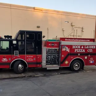 ramen and noodles, outside