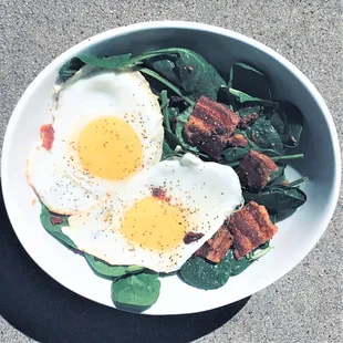 Bacon Egg &amp; Spinach Salad