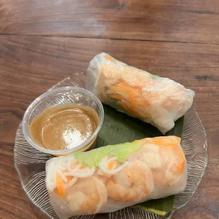 Shrimp spring rolls