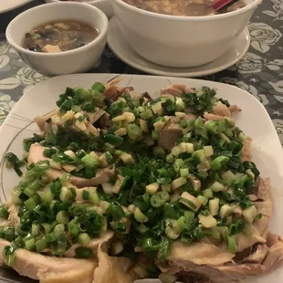 Cold ginger chicken