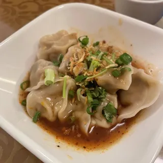 6. Spicy Sauce Wonton Shrimp and Pork