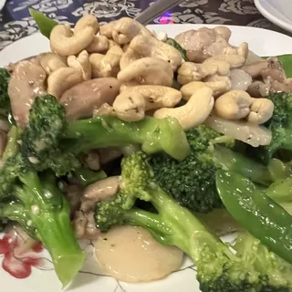46. Cashew Chicken with Vegetables