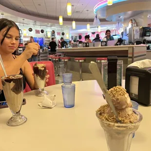I&apos;ve cream on right, two scoops.  Top scoop was huge.  Scoop under it hardly a spoonful.