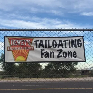 Need hamburger setups for tailgating?  We have hotdog setups as well.