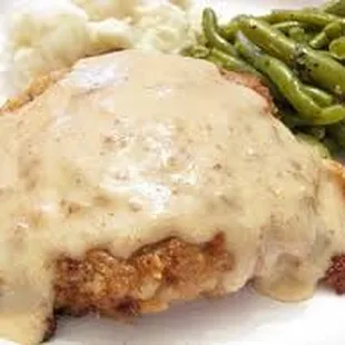 Chicken Friend Steak, mash potatoes, green beans and Texas toast