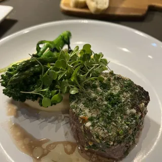 Demkota Ranch Filet Mignon 8 oz Choice