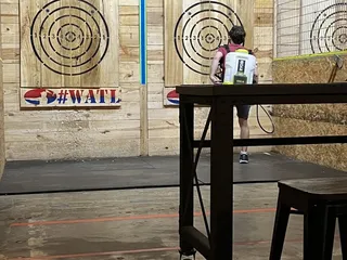 Drengr Axe Throwing