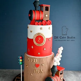 Train cake