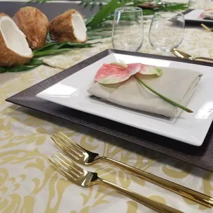 Styled Setting // Island Modern