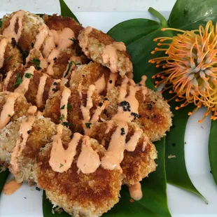 (Hors D'oeuvre) Blue Crab Cakes with Spicy Rémoulade
