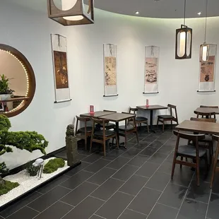 very pretty restaurant！