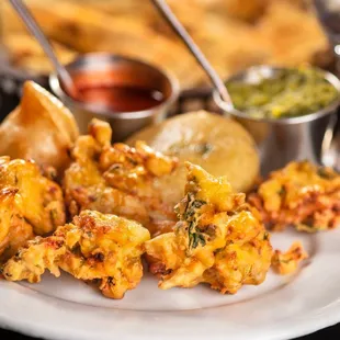 chicken wings and fried chicken, food