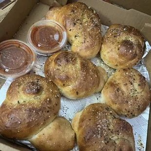 Garlic Knots