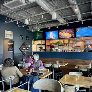 Seating area/open kitchen.