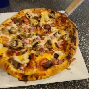 Lam something pizza (sorry, can&apos;t remember the name)
