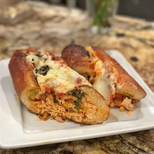 POLLO SICILLANO (SPICY) chicken breast sautéed in a fiery tomato salsa, garlic, jalapenos &amp; topped with cheese