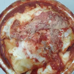 This is a pic of my lunch yesterday. Lasagne, and I ate every bite!