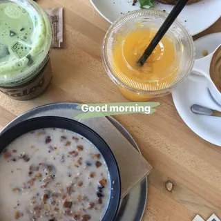 Seeded Coconut Granola