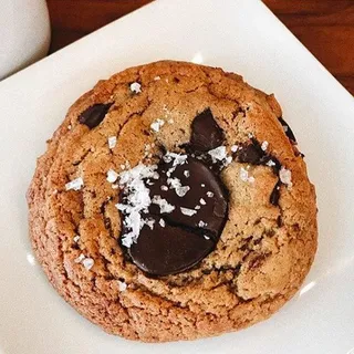 Vegan Chocolate Chip Cookie
