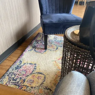 Relaxing while I wait for my delicious coffee