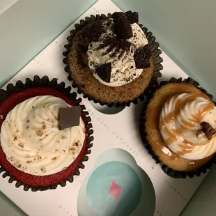 Cookies &amp; Cream, Salted Caramel &amp; Res Velvet with Pecans