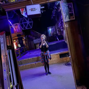 Big ass mirror for pics and lipgloss checks