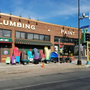 Diamond Lake Hardware