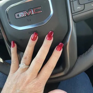 My beautiful ring made by the Diamond Mine in Norco. My honey did good.