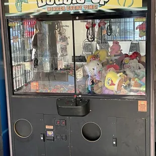 They're entertainment lol