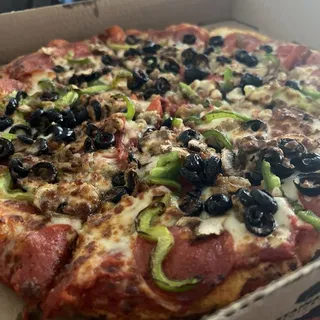 Deluxe Pizza