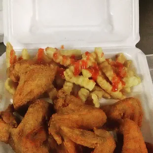 poultry, food, chicken, chicken wings, bbq wings, bbq chicken, fried chicken wings, fried chicken, chicken wings and fried chicken