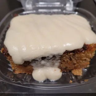 Carrot cake to go