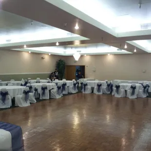 Diana Court has a 600 square foot dance floor to kick up your heels
and have fun