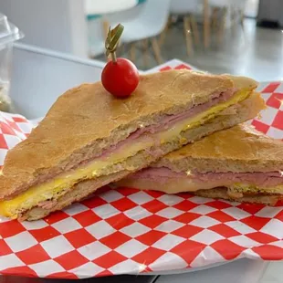 food, sandwich, sandwiches