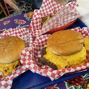 Cheddar Burger