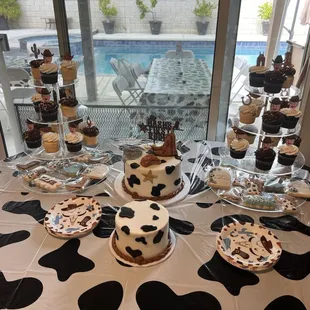 Our guys smash cake and the bigger one behind it!