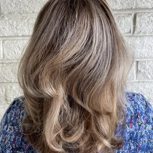 Specializing in dimensional highlights, balayage, gray coverage, smoothing treatments, call or text Diane 559-281-4161