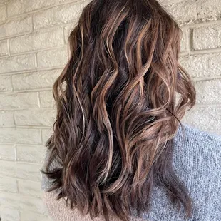 Specializing in dimensional highlights, balayage, gray coverage, smoothing treatments, call or text Diane 559-281-4161