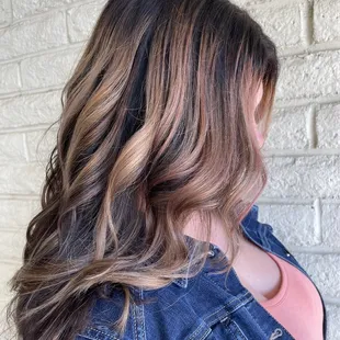 Specializing in dimensional highlights, balayage, gray coverage, smoothing treatments, call or text Diane 559-281-4161