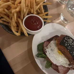 Spam and Nori Sandwich