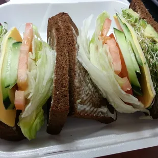 Vegetarian sandwich... super healthy and delicious!
