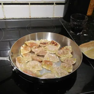 Pan fried vegetable dumpling