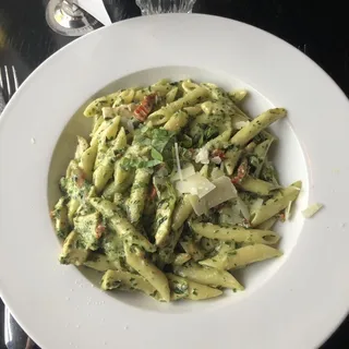CHICKEN PENNE